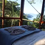 Larc House Ubatuba