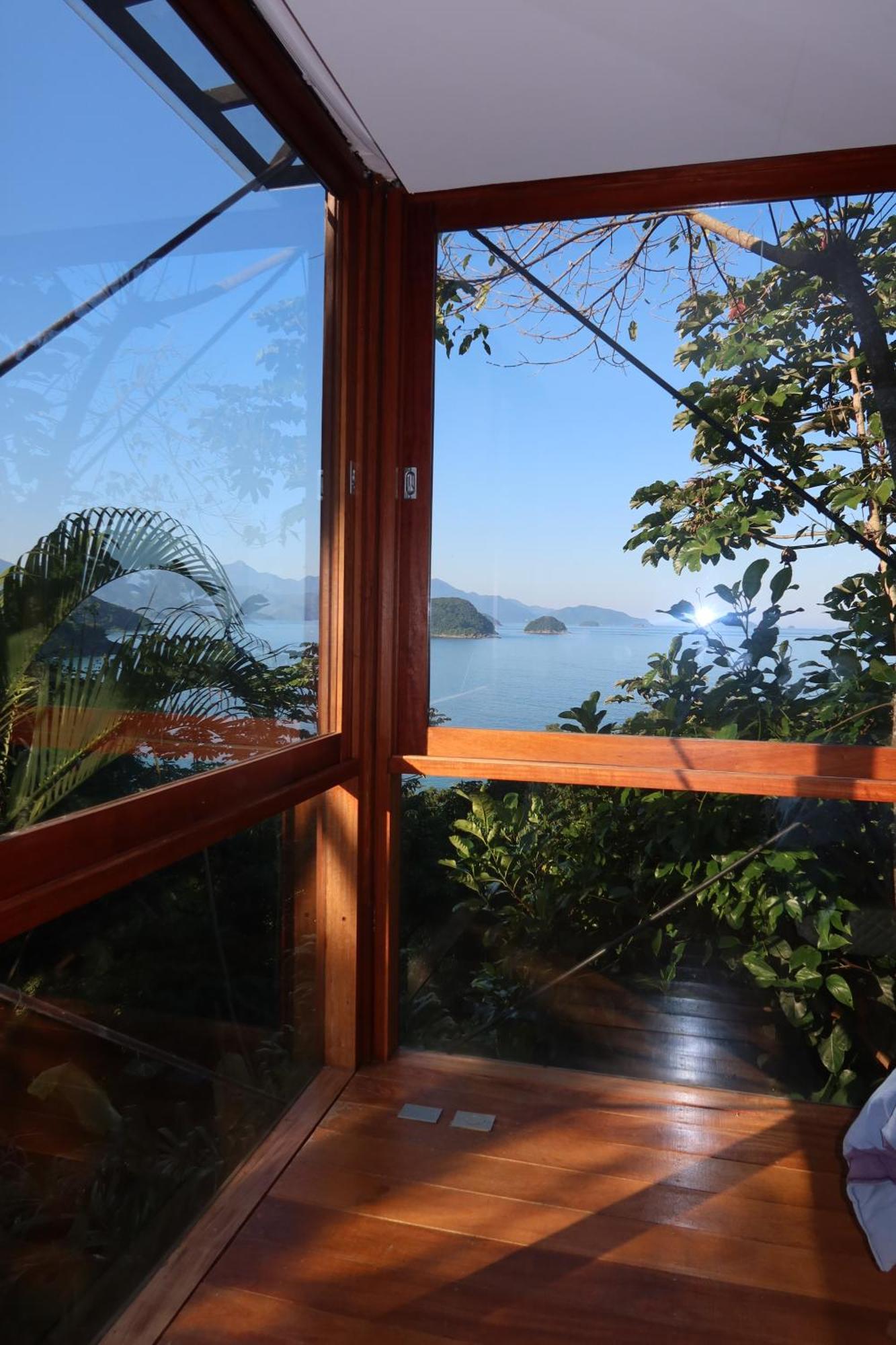 Larc House Ubatuba