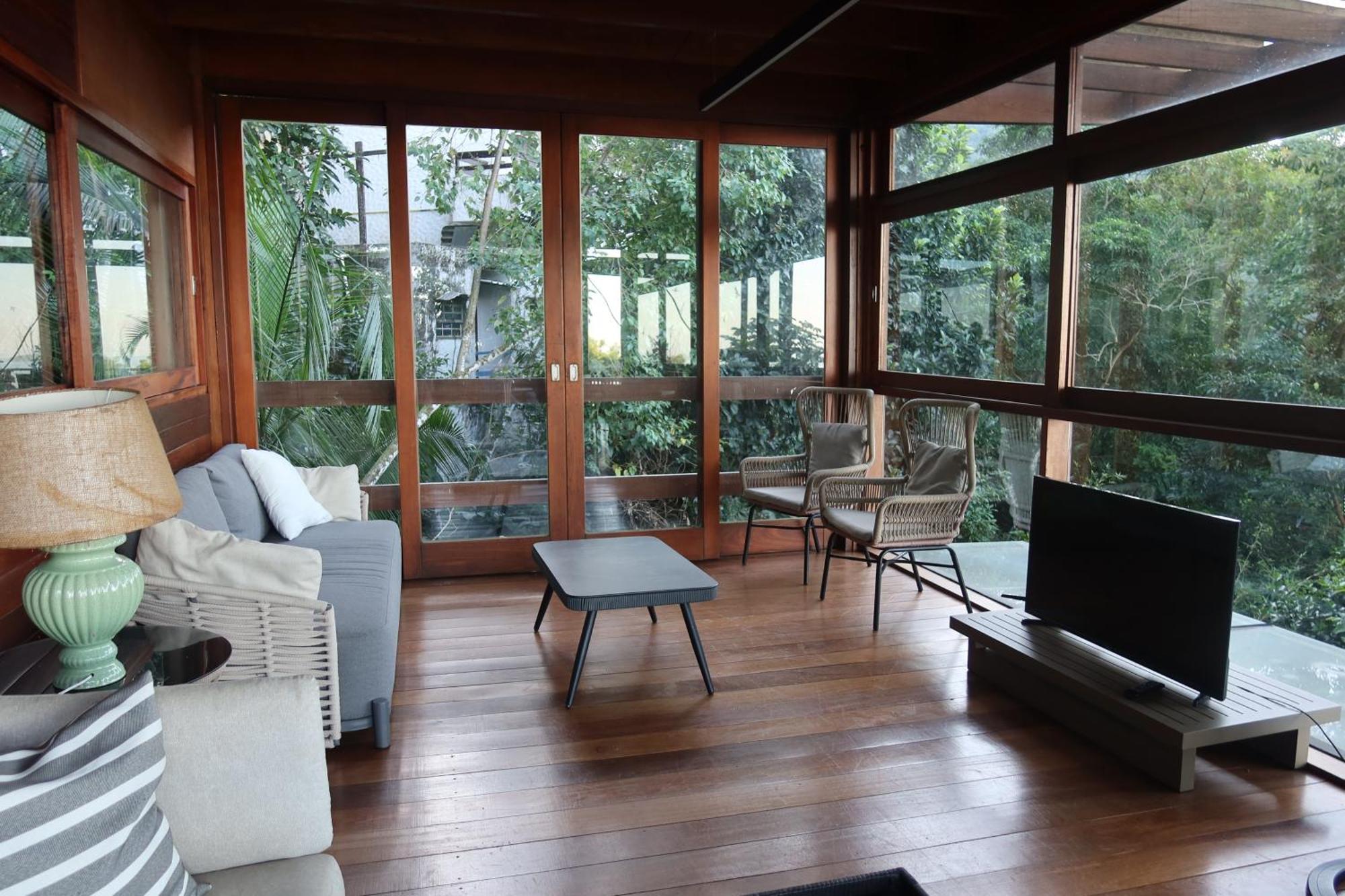 Larc House Casa de férias Ubatuba